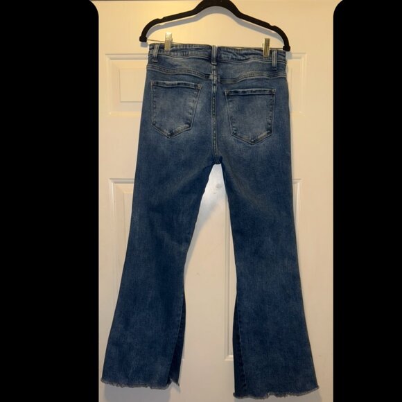 Altar'd State sz.30 flare jeans - Picture 5 of 6
